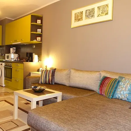 Apartment Mm