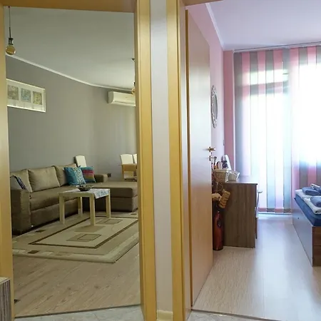 Apartment Mm Burgas