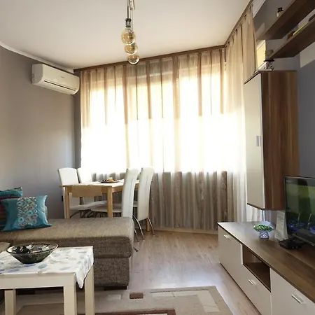 Apartment Mm
